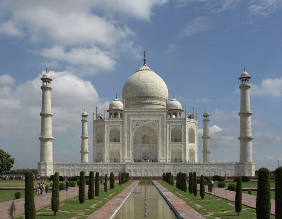 Agra: Beyond the Taj – A Journey Through Time and Splendor