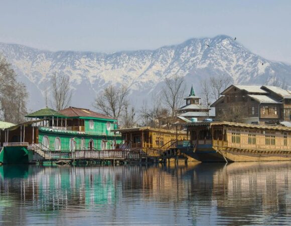 Top Attractions to Explore in Jammu: A Traveler’s Guide